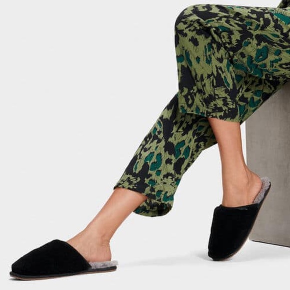 UGG | Fluffette Slipper - Picture 4 of 9